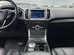 
										2019 Ford Edge Titanium full									