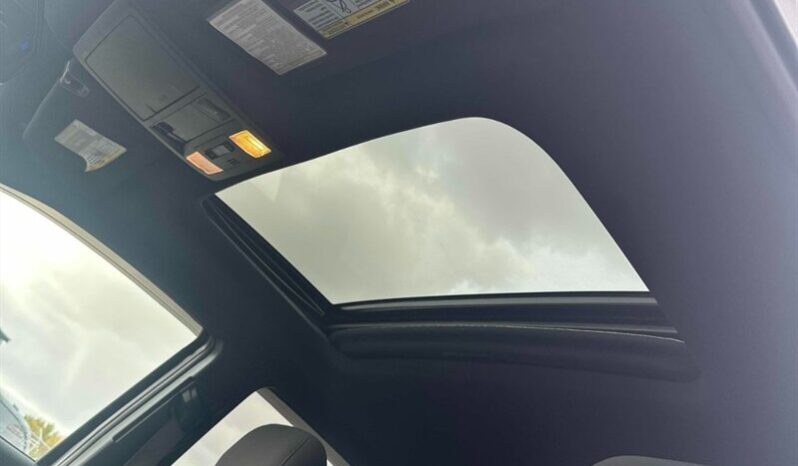 
								2016 Toyota Tacoma SR5 TRD Sport full									