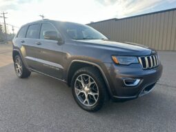 
										2018 Jeep Grand Cherokee 25th Anniversary Sterling Edition 5.7L Hemi full									