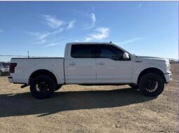 
										2020 Ford F-150 Lariat Sport full									