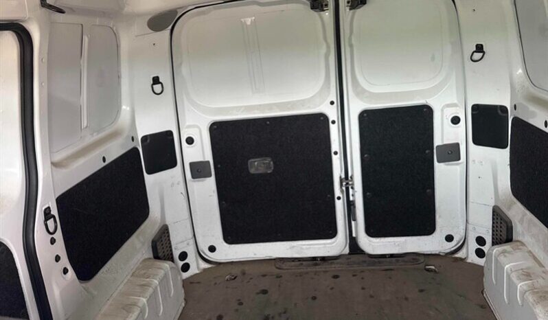 
								2020 Nissan NV200 S full									