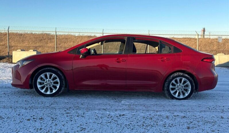 
								2020 Toyota Corolla LE full									