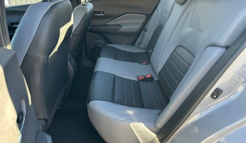 
								2024 Nissan Kicks SR Premium full									