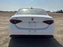 
										2017 Alfa Romeo Giulia full									