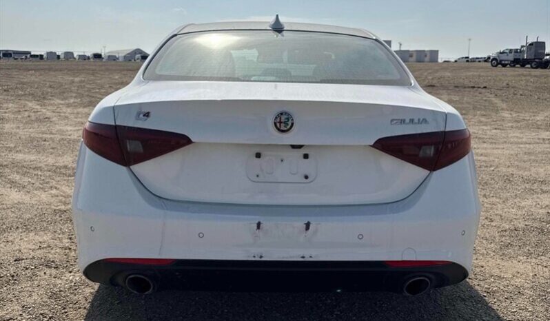 
								2017 Alfa Romeo Giulia full									