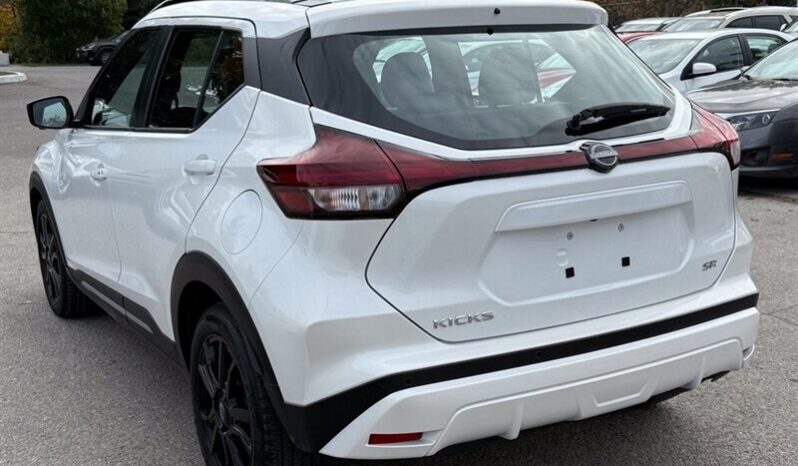 
								2024 Nissan Kicks SR Premium full									