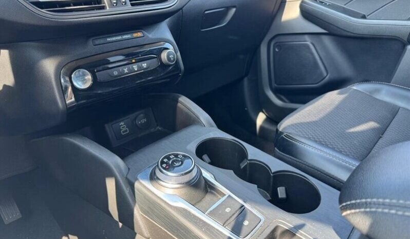 
								2024 Ford Escape Plug-In Hybrid PHEV Premium full									