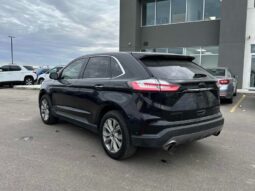 
										2019 Ford Edge Titanium full									