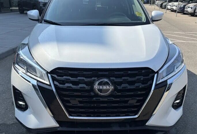 
								2024 Nissan Kicks SV full									