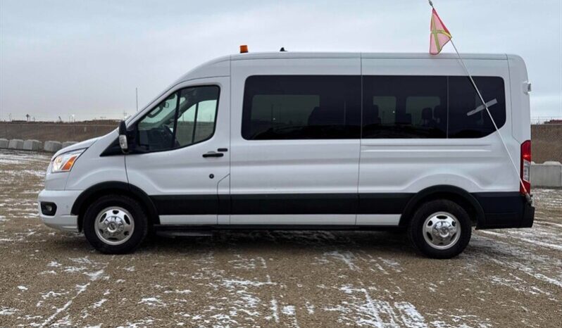 
								2022 Ford Transit 350 XLT full									