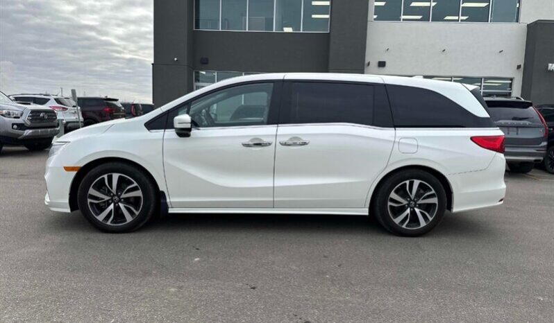 
								2019 Honda Odyssey Touring full									