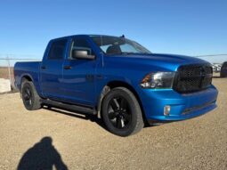 
										2022 RAM 1500 Classic Night Edition Express full									