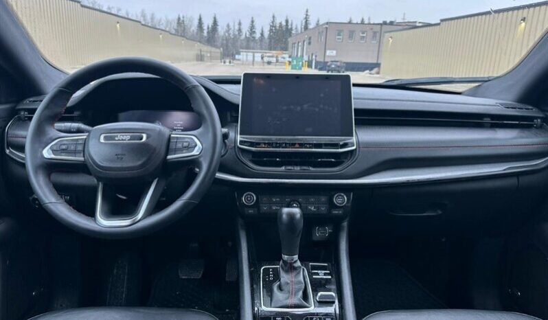 
								2024 Jeep Compass Trailhawk Sun & Sound full									