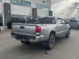 
										2016 Toyota Tacoma SR5 TRD Sport full									