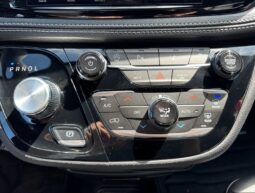 
										2023 Chrysler Pacifica Touring L Sunroof S package full									