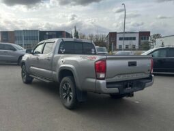 
										2016 Toyota Tacoma SR5 TRD Sport full									