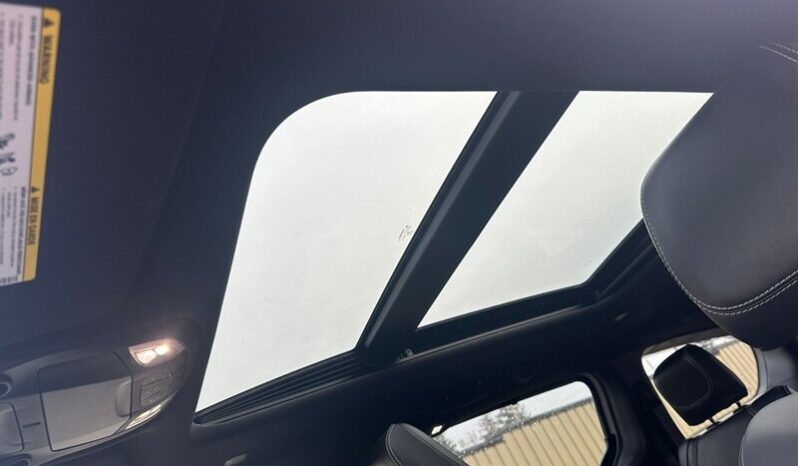 
								2024 Chrysler Pacifica Touring L Sunroof S package full									