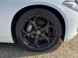 
										2017 Alfa Romeo Giulia full									