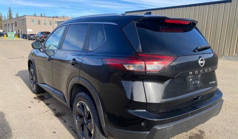 
								2024 Nissan Rogue SV Moonroof full									