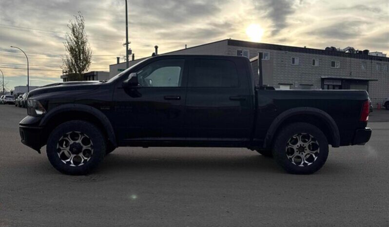 
								2021 RAM 1500 Classic SLT full									