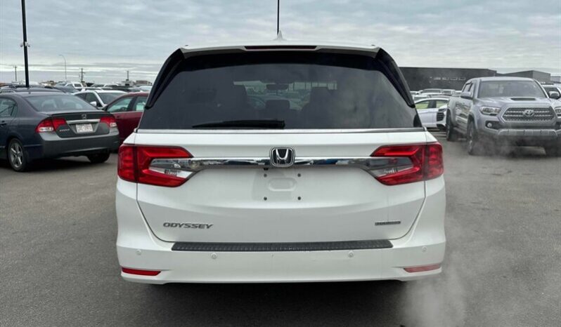 
								2019 Honda Odyssey Touring full									