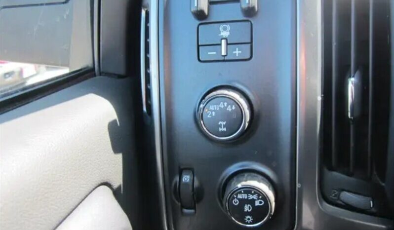 
								2018 Chevrolet Silverado 1500 LT Z71 full									