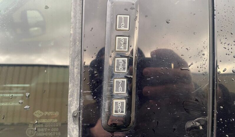 
								2019 Ford F-150 XLT Sport 5.0L full									