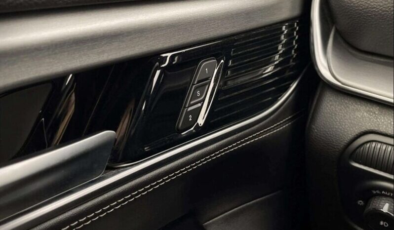 
								2024 Jeep Wagoneer Carbide full									