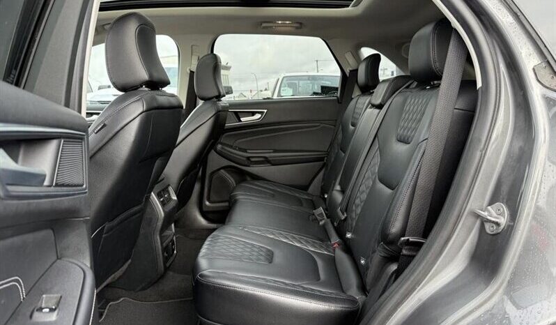 
								2024 Ford Edge Titanium Moonroof full									