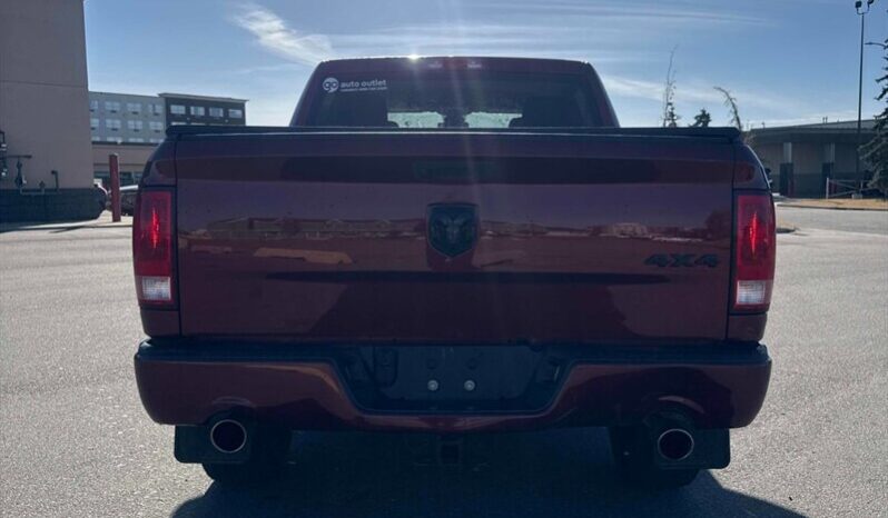 
								2021 RAM 1500 Classic Express full									