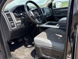 
										2017 RAM 1500 SLT full									