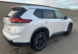 
										2024 Nissan Rogue SV Premium Moonroof full									