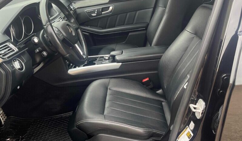 
								2016 Mercedes-Benz E-Class E 400 4MATIC full									