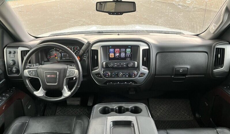 
								2018 GMC Sierra 1500 SLT full									