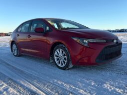 
										2020 Toyota Corolla LE full									