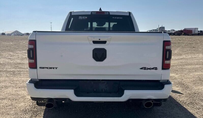 
								2022 RAM 1500 Sport full									