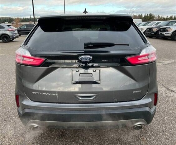 
								2024 Ford Edge Titanium Moonroof full									