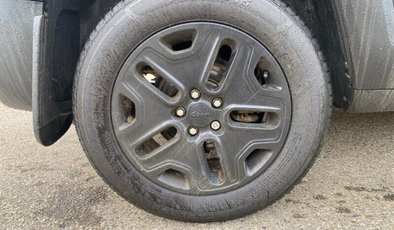 
								2018 Jeep Renegade Trailhawk full									