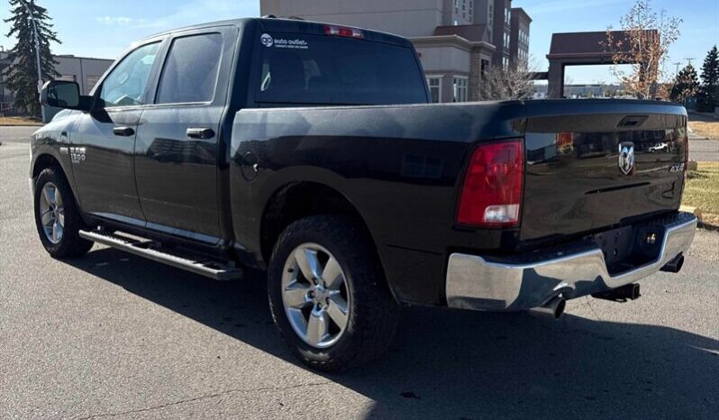 
								2022 RAM 1500 Classic Tradesman full									