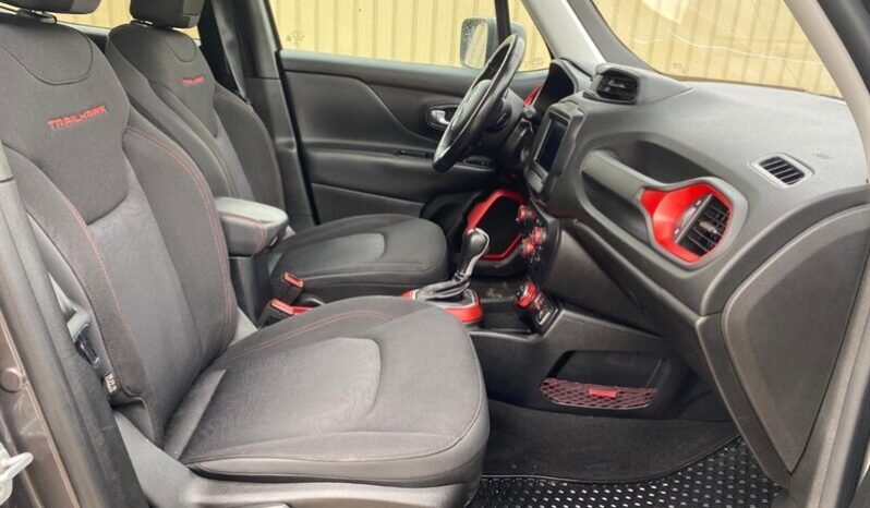 
								2018 Jeep Renegade Trailhawk full									