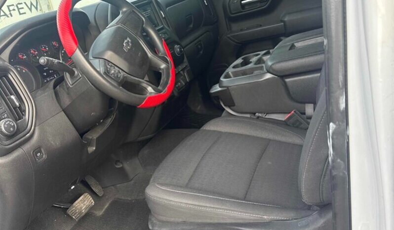 
								2023 Chevrolet Silverado 1500 Custom Trail Boss Z-71 full									