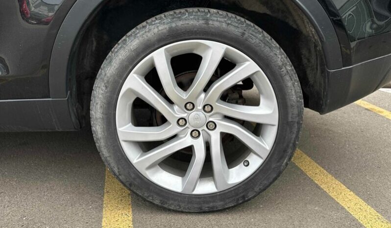 
								2018 Land Rover Discovery Sport HSE Luxury full									