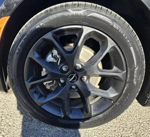 
								2024 Chrysler Pacifica Touring L Sunroof S package full									