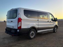
										2019 Ford Transit T-150 XLT 8 Passenger full									
