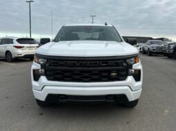 
										2023 Chevrolet Silverado 1500 Custom full									