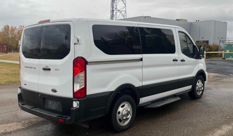 
								2020 Ford Transit 150 XLT full									