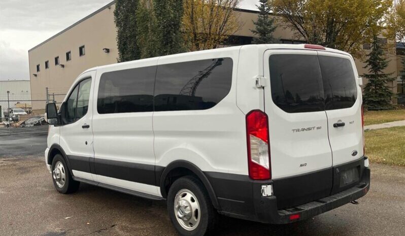 
								2020 Ford Transit 150 XLT full									