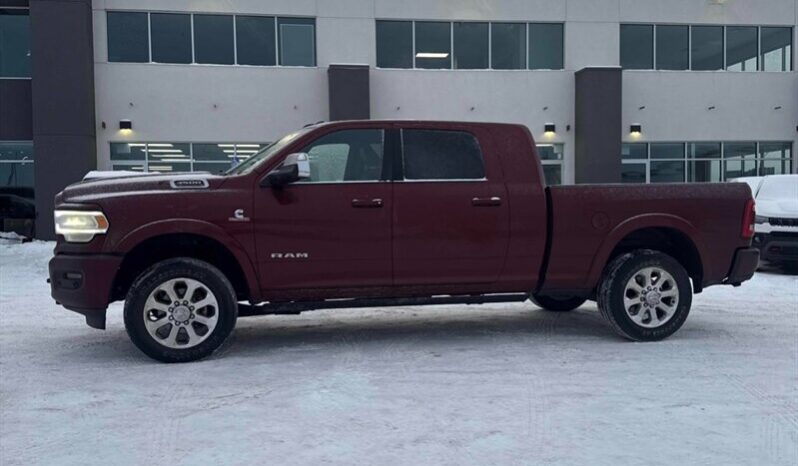 
								2022 RAM 3500 Laramie full									