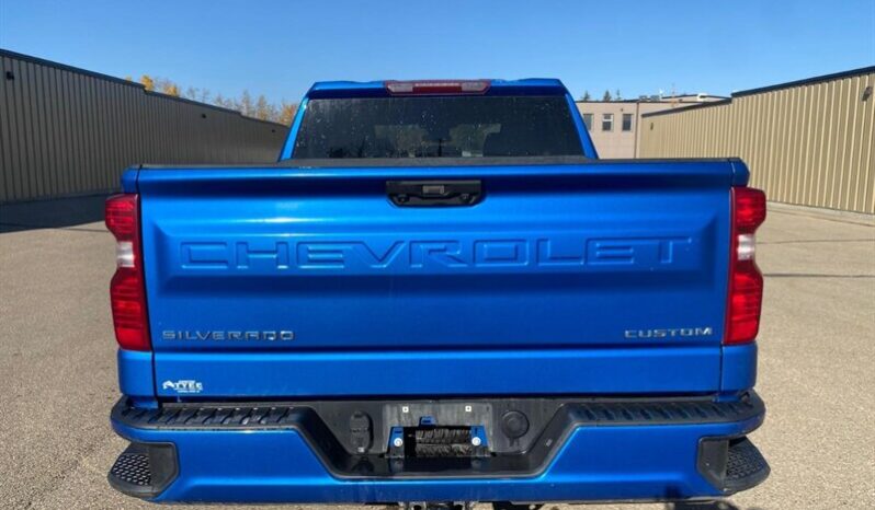 
								2022 Chevrolet Silverado 1500 Custom full									