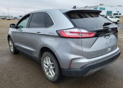 
										2022 Ford Edge SEL full									